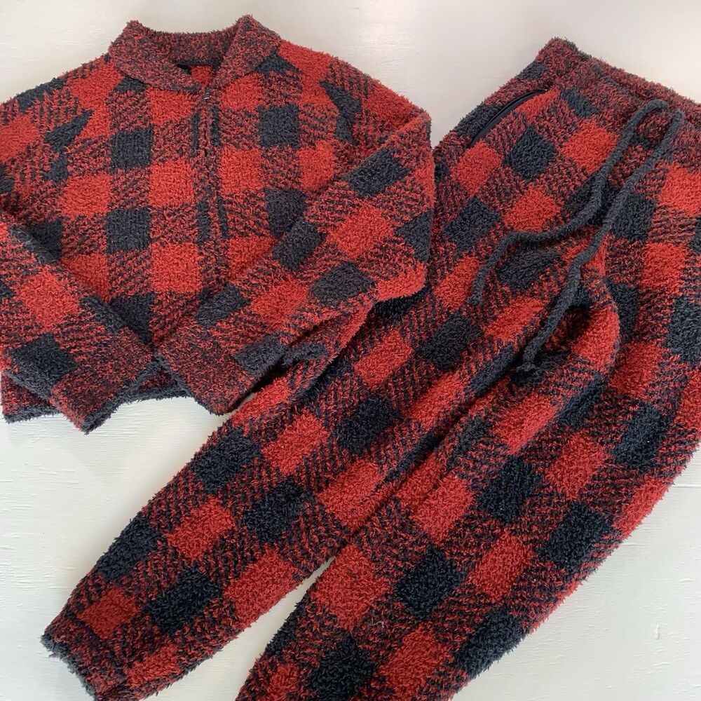 NWT SKIMS Unisex Cozy Knit Jacket and Jogger set in Brick Buffalo Check Sz S/M
